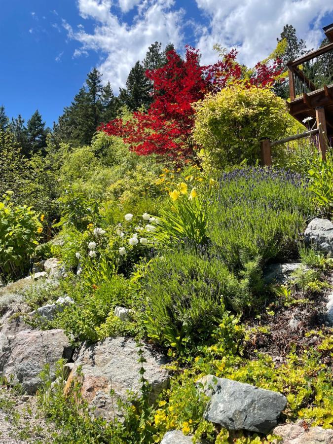 Les Chambres Roses West Kelowna Εξωτερικό φωτογραφία