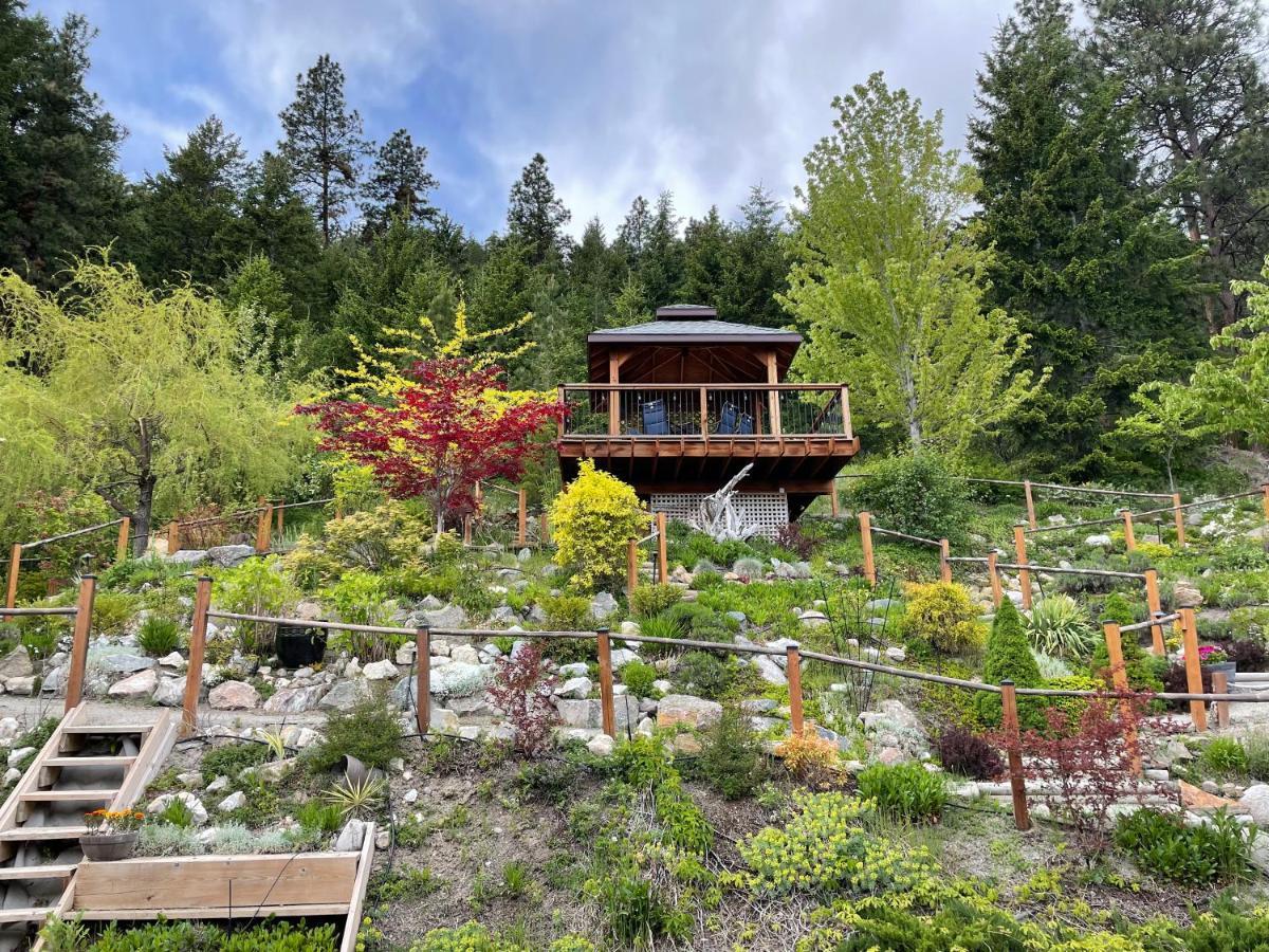 Les Chambres Roses West Kelowna Εξωτερικό φωτογραφία