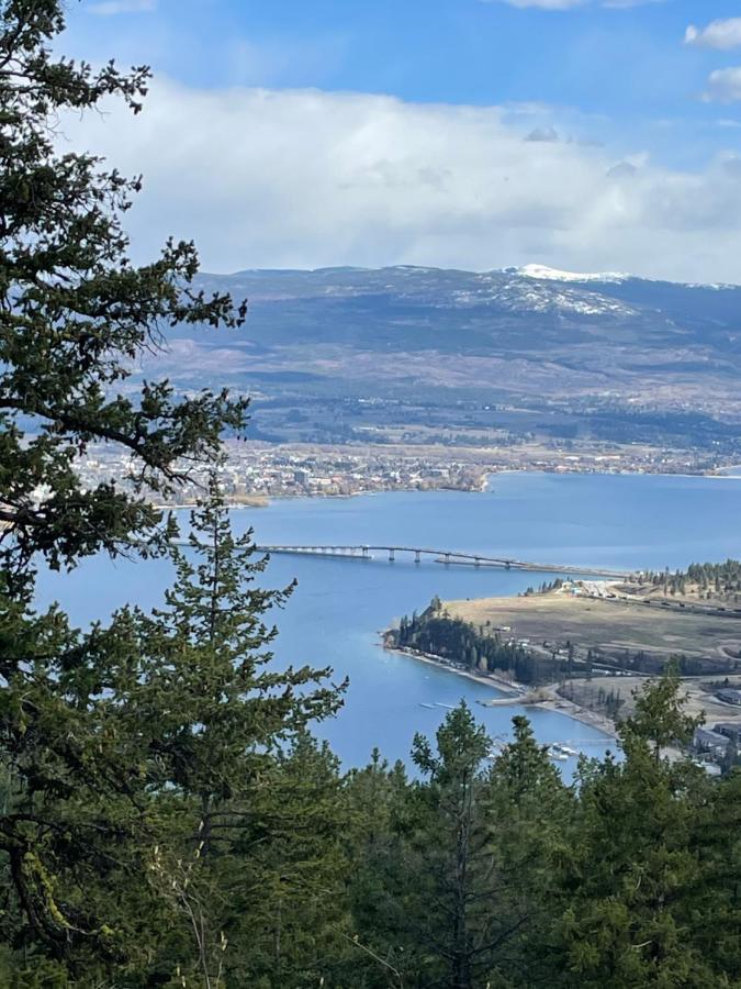 Les Chambres Roses West Kelowna Εξωτερικό φωτογραφία
